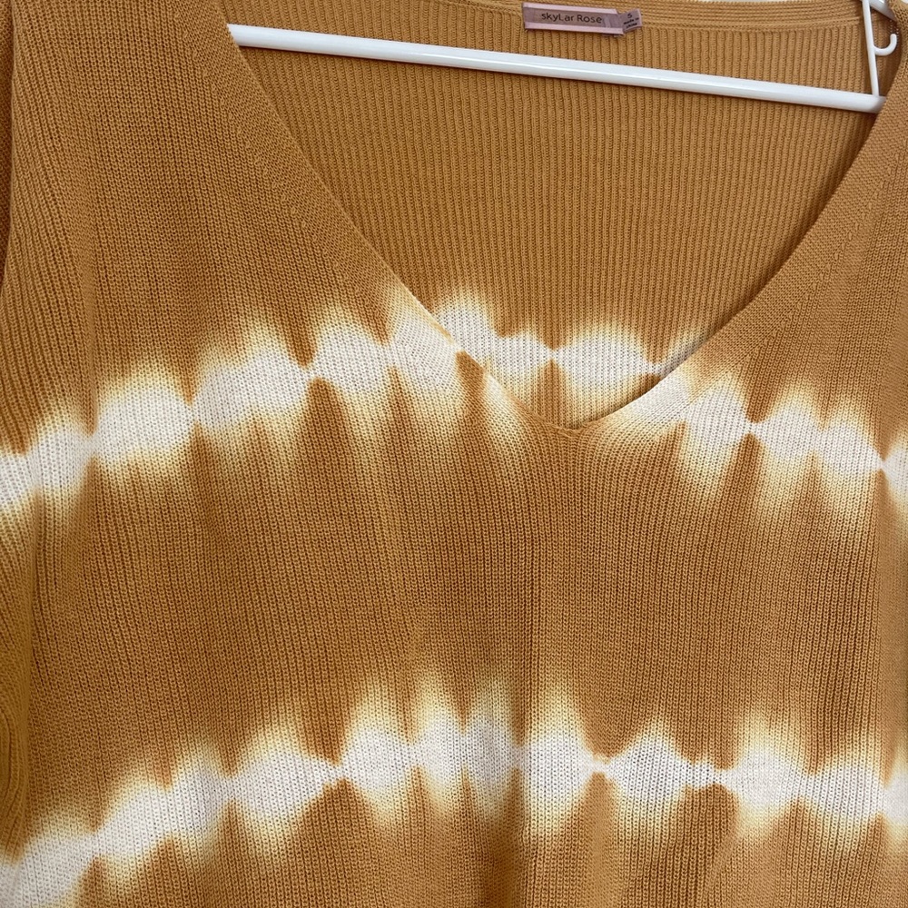 Mustard Tie Dye Light Sweaterv